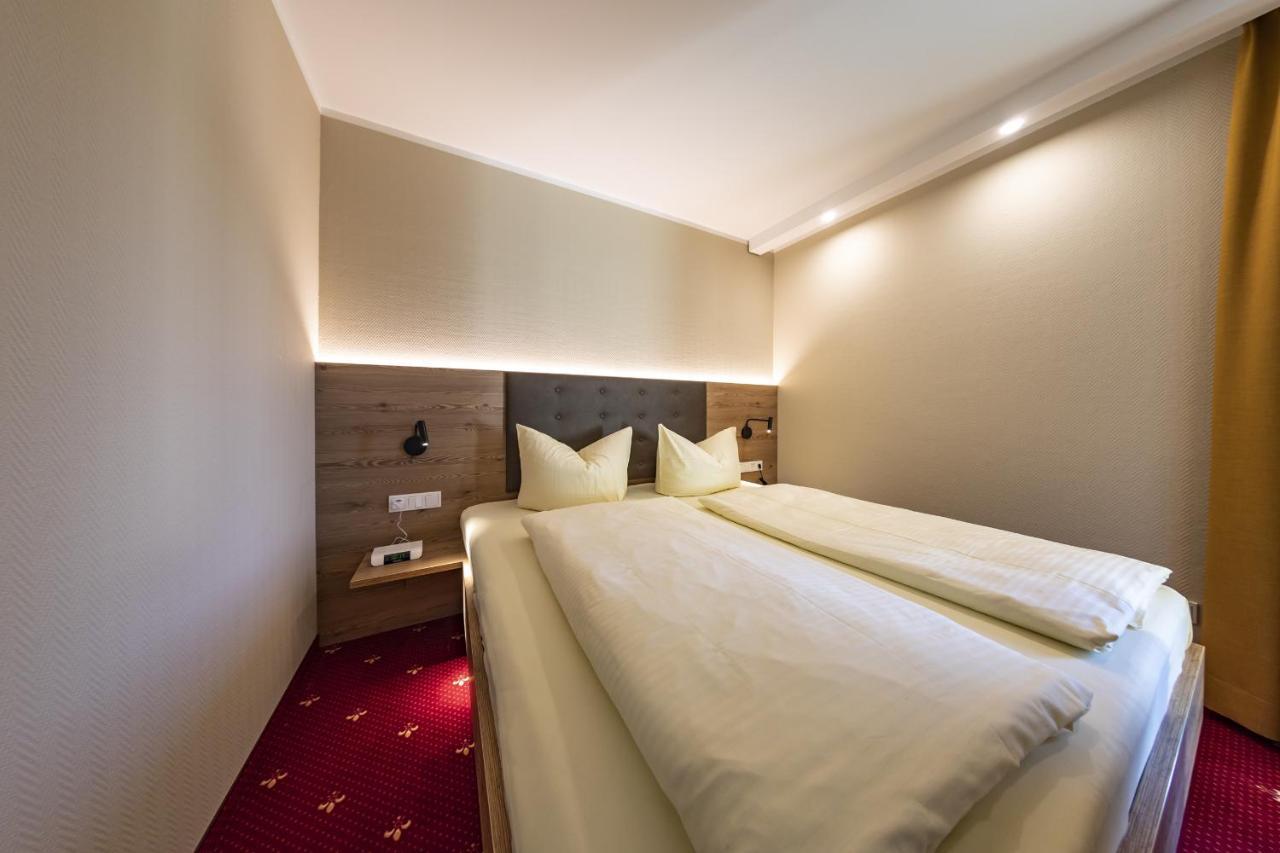 Hotel Zur Schmiede Alsfeld Exteriör bild